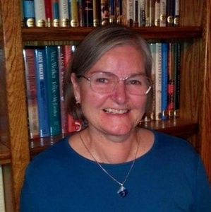 Meet your Posher, Julia